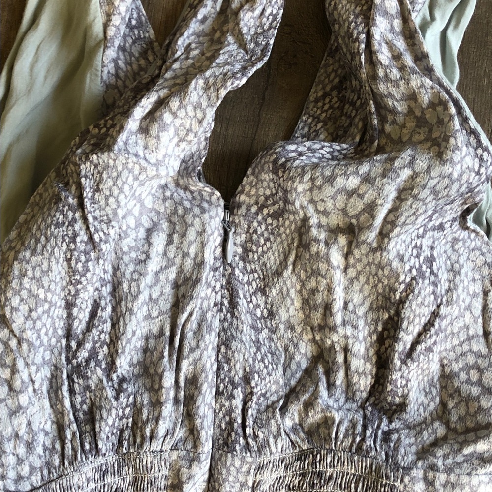 Anthropologie Anthropologie Marfa Dress Snakeskin Gray Motif Tie Wrap Midi 2 - Picture 11 of 11